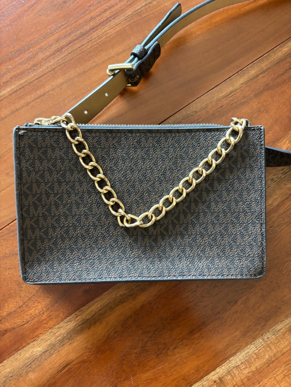 Michael Kors Chocolate Brown Signature Small Logo Pull Chain Belt Bag - Picture 2 of 6